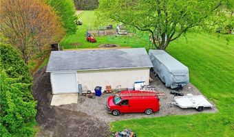3192 New Milford Rd, Atwater, OH 44201