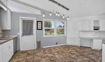 860 Teton Ave, American Falls, ID 83211