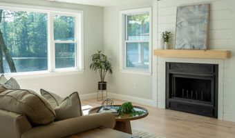65 Sebbins Pond Dr, Bedford, NH 03110