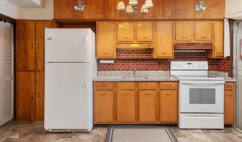 179 W MEADOW Rd, Baltimore, MD 21225