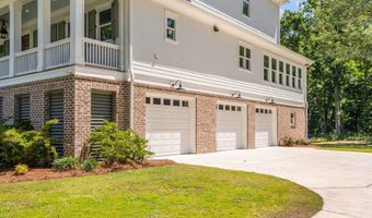 1442 Old Rosebud Trl, Awendaw, SC 29429