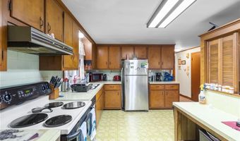 121 Heather St, Cranston, RI 02920