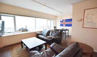 555 E William St 17J, Ann Arbor, MI 48104