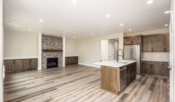 24869 WESTFIELD Ave, Veneta, OR 97487