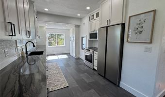 100 8th St, Adair, IA 50002