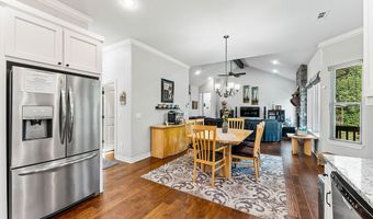 79 Ingleborough Dr, Bella Vista, AR 72715