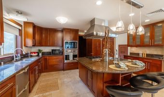 7096 Kalanianaole Hwy, Honolulu, HI 96825