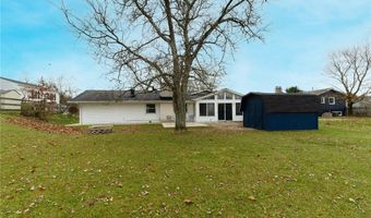 126 Greenbriar Dr, Aurora, OH 44202