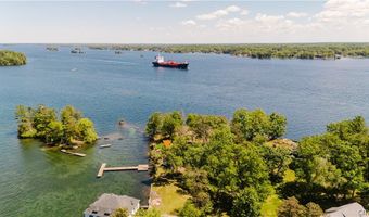3 Manhattan, Alexandria Bay, NY 13607
