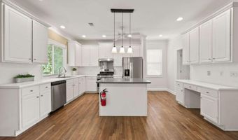 10950 Kimball Crest Dr, Alpharetta, GA 30022