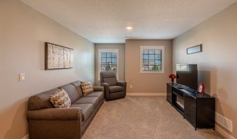 2012 NW Applewood St, Ankeny, IA 50023