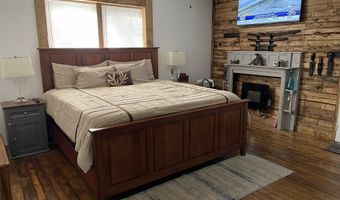 69 E 8th Ave, Bay Springs, MS 39422