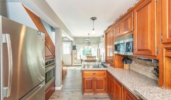 6 Baker Rd, Alloway, NJ 07461