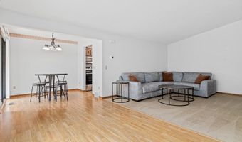 8574 134th St W, Apple Valley, MN 55124