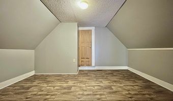 712 S C St, Arkansas City, KS 67005