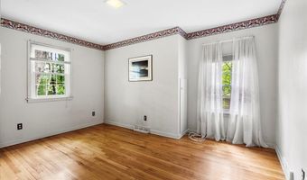 42 Pheasant Ridge Dr, Albany, NY 12211