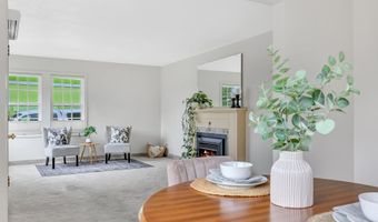 3543 HARRISON Dr, Astoria, OR 97103