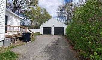 84 14th St, Bangor, ME 04401