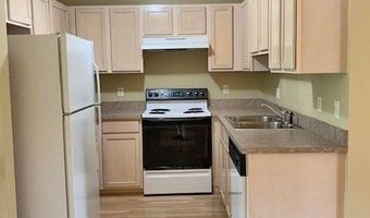 1904 Lindsay Ln, Ann Arbor, MI 48104