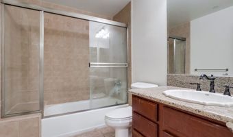 700 S Ardmore Ave 204, Los Angeles, CA 90005