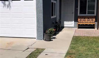 339 W Poplar St, Compton, CA 90220