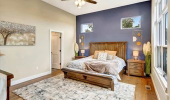 415 S Piper Ave, Ash Grove, MO 65604