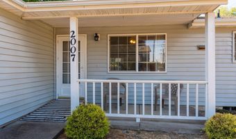 2007 17th Ave SW, Albany, OR 97321