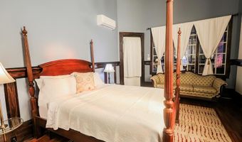 414 Broad St, Bainbridge, GA 39819