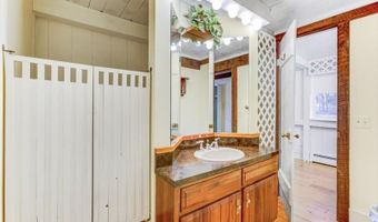 16 Kilroy Rd, Andover, NJ 07860