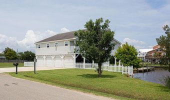 11088 Tahiti St, Bay St. Louis, MS 39520