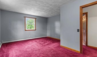43 Peckham Pl, Bristol, RI 02809