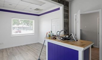 211 Main St, Hopkinton, RI 02804