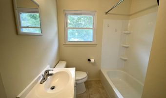 27 Anchorage Blvd, Bayville, NJ 08721