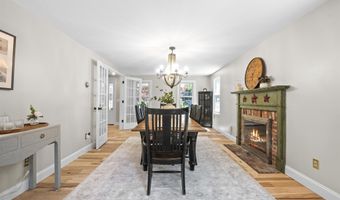 37 Birchwood Cir, Bedford, NH 03110