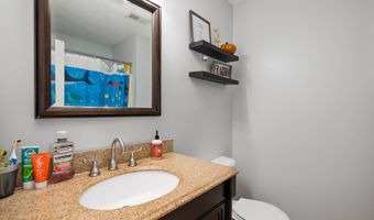 1015 Pebble Ct, Anderson, IN 46013