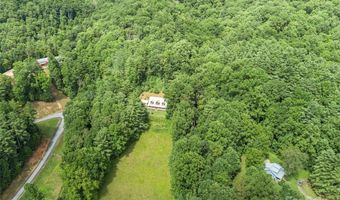 1930 Hamburg Rd, Bakersville, NC 28705