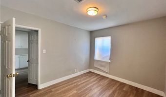 2410 Poplar Ave, Las Vegas, NV 89101