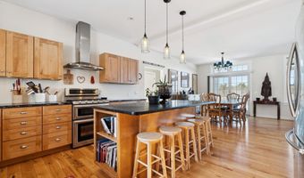 118 Sawyer Hill Rd, Canaan, NH 03741