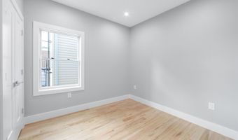88 W 20TH St 2, Bayonne, NJ 07002