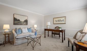 1217 Du Motier Dr, Ballwin, MO 63011