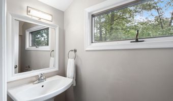 3436 HOLLY Rd, Annandale, VA 22003