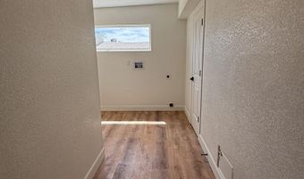911 S 4th St, Artesia, NM 88210
