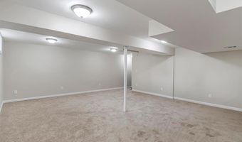 330 Whitehall Dr, Ballwin, MO 63021