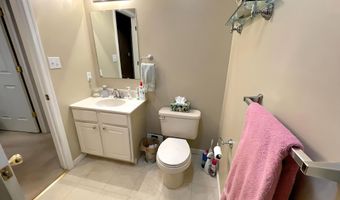 129 Birchwood Rd, Blakeslee, PA 18610