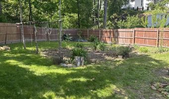 95 Sanford Street St, Bangor, ME 04401