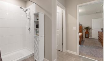 1204 OAK VALLEY Dr, Auburndale, FL 33823