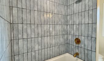 1907 Monroe St, Beatrice, NE 68310