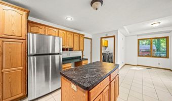 5249 Century Bay Ave, Ashtabula, OH 44004