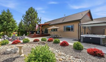 150 Links Dr, Blanchard, ID 83804