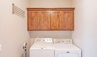 1043 Diamond Dr, Ammon, ID 83406